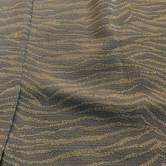 Michael Kors womans mini skirt perfect for summer. NWOT - Picture 3 of 7